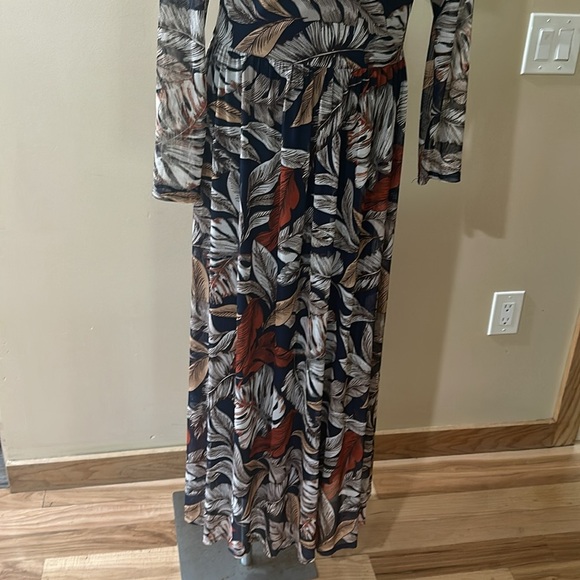 Kate and Lily Brown and Gray Long Sleeve Sundress - Picture 4 of 7